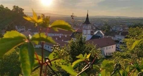 Danas oblačno uz dnevnu temperaturu do 21 °C