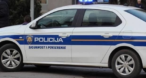 Prometna nesreća s teško ozlijeđenom osobom