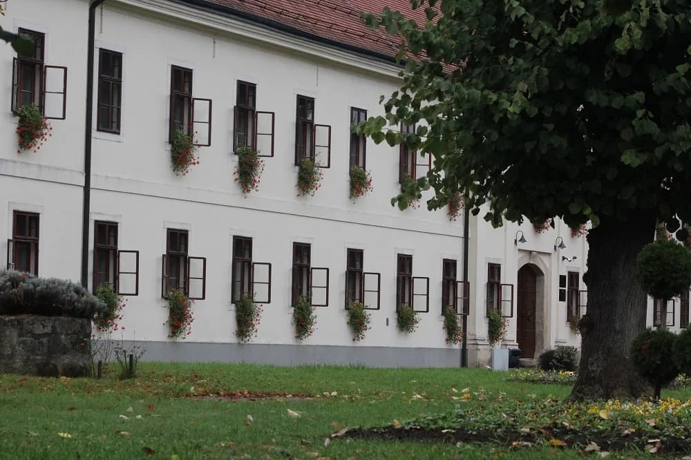 Grad Slavonski Brod zapošljava. Pogledajte koje se radno mjesto traži