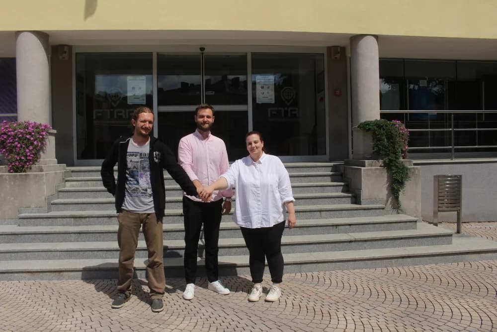 Mladi nastavljaju pomicati granice: Nakon predavanja, očekuje nas zabava na bazenima