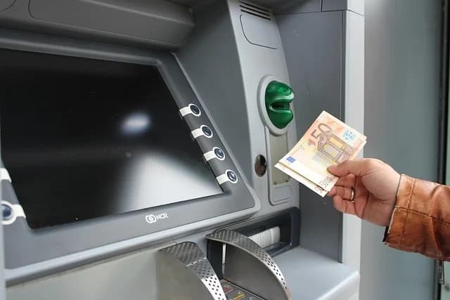 Od 1. srpnja banke uvode nova pravila za minuse na tekućem računu