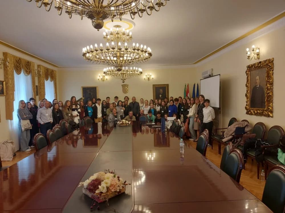 Učenici i profesori iz Grčke, Italije, Španjolske, Portugala i Islanda na prijemu u Gradskoj kući