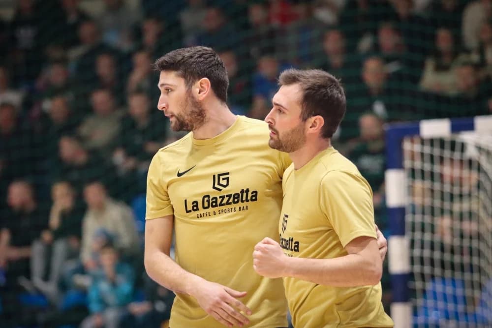 U polufinale 32. BMNT ’Požega 2023’ plasirali su se Caffe bar La Gazzetta/AS Jurić, COR d.o.o, Play Fitness i Caffe bar Samson