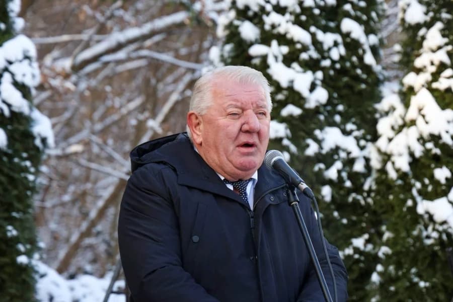 Sjećanje na tragične događaje: Odana počast poginulim hrvatskim braniteljima u Brusniku i Pakracu