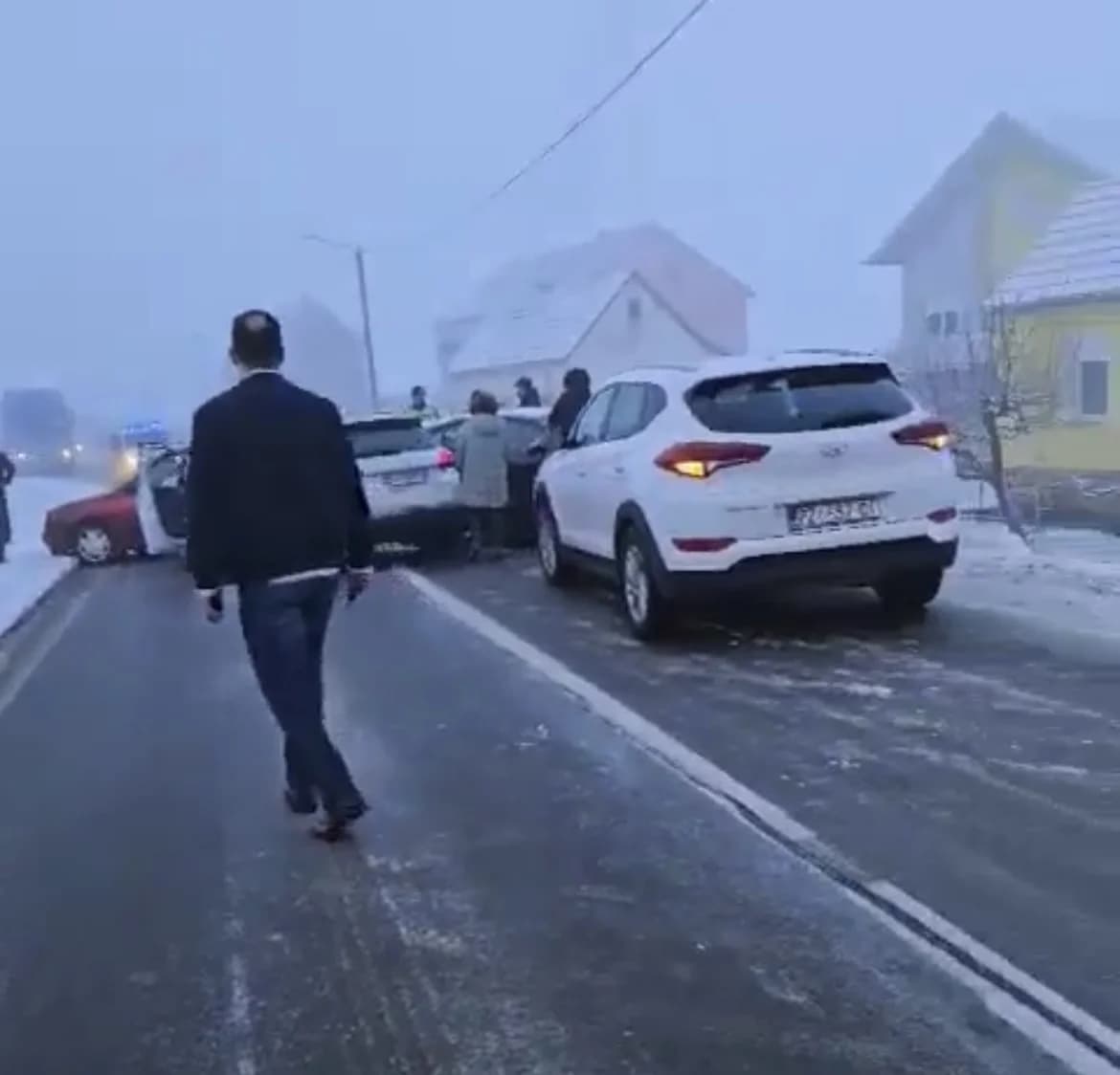 U jutrošnjoj prometnoj u Nurkovcu sudarilo se više automobila