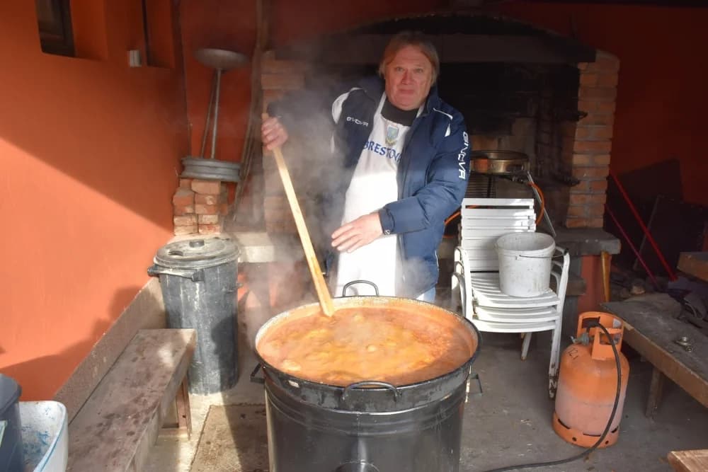 FOTO: Održan Tradicionalni 12. pohod na najviši vrh Požeške gore
