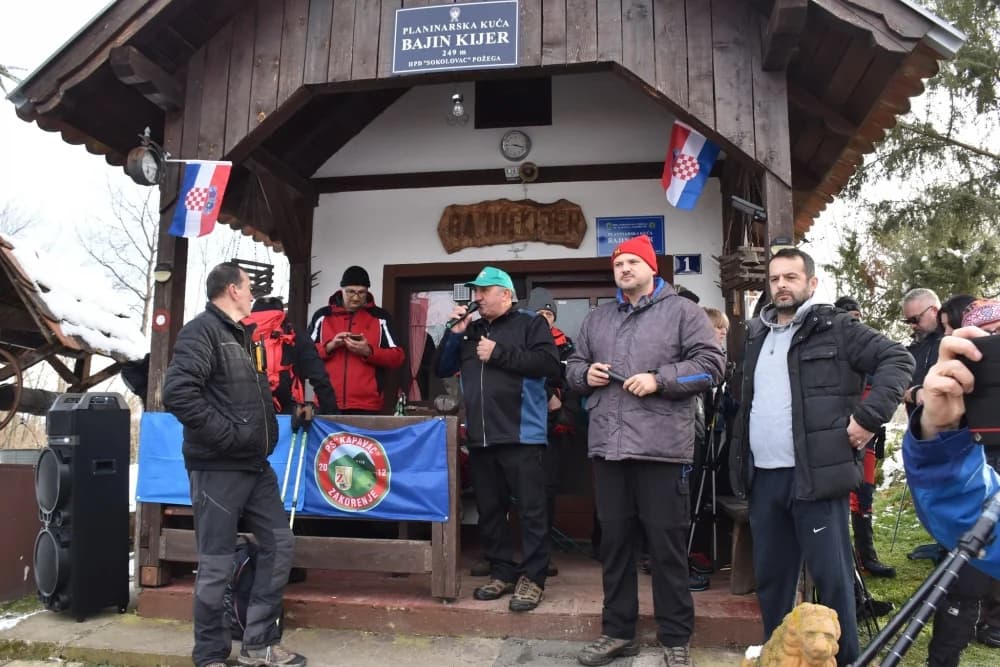 FOTO: Održan Tradicionalni 12. pohod na najviši vrh Požeške gore