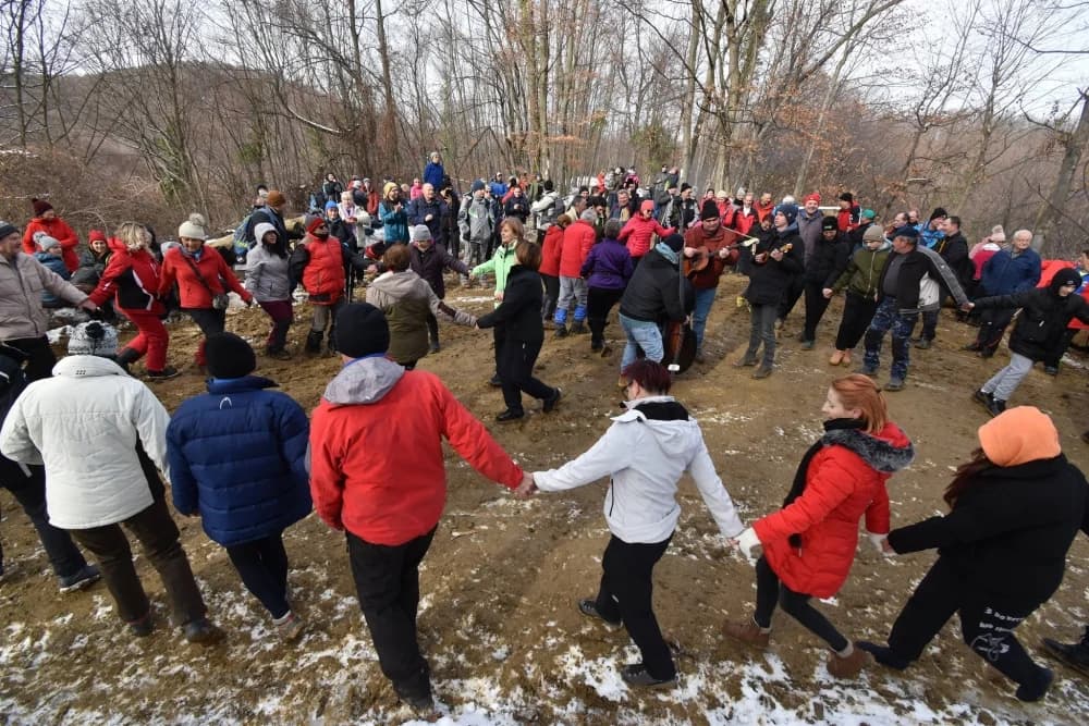 FOTO: Održan Tradicionalni 12. pohod na najviši vrh Požeške gore
