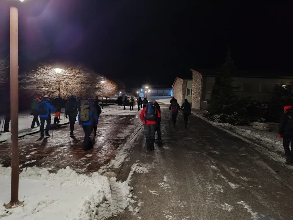 FOTO: HPD Gojzerica - Noćni izlet na Mališćak