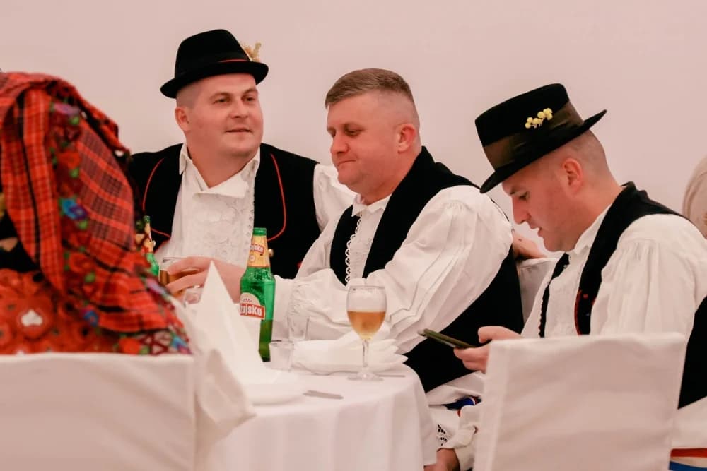 FOTO: Održano Graničarsko šokačko sijelo u Zagrađu