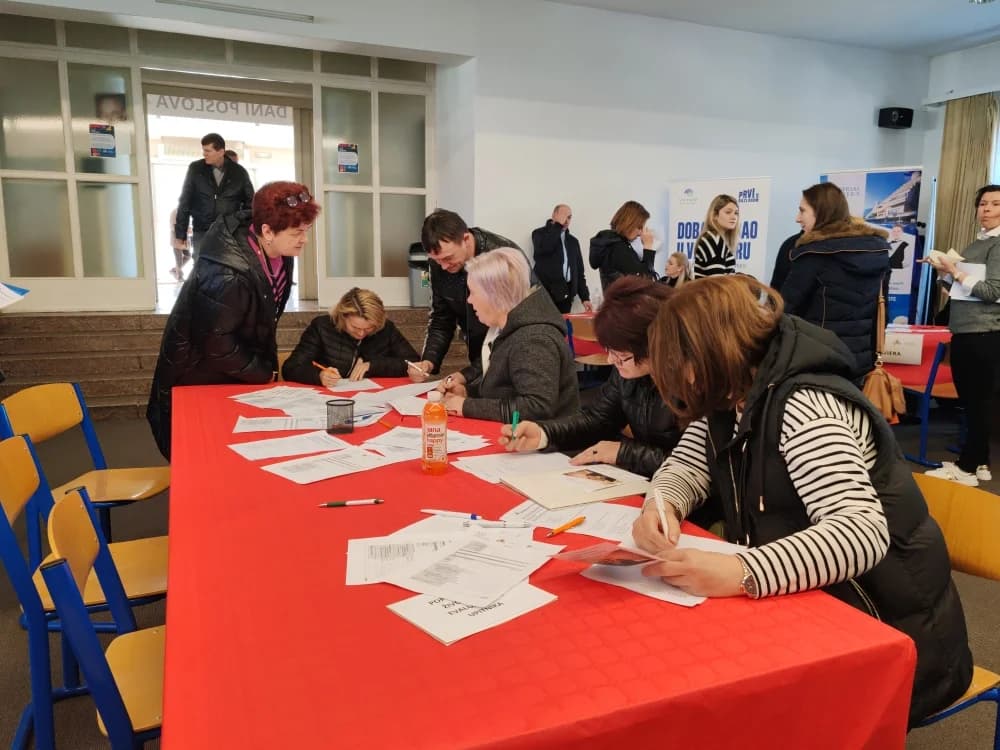 Dan poslova u Požegi: Susret poslodavaca i potencijalnih zaposlenika privukao gotovo 500 posjetitelja