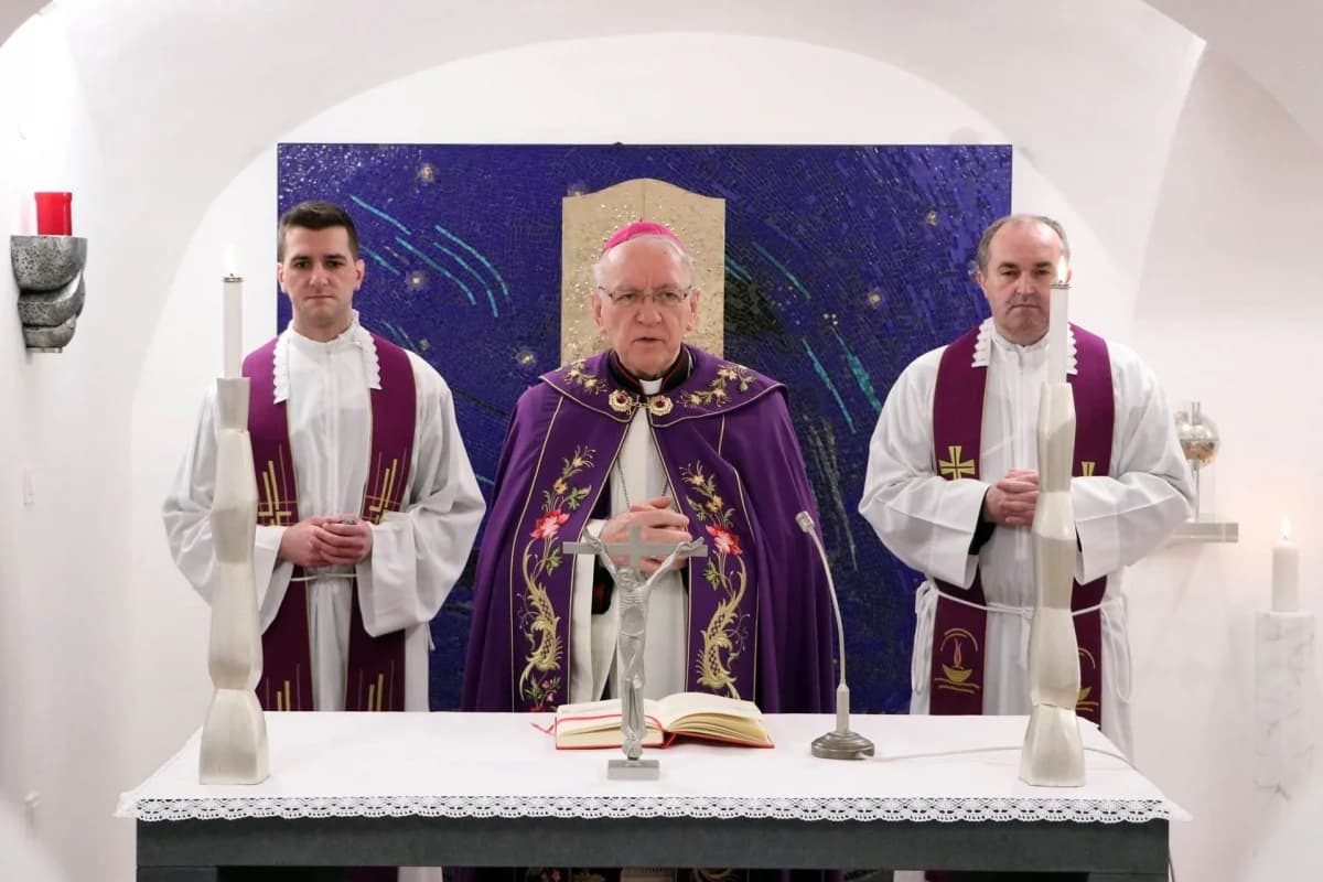 Obred upisa imena katekumena u požeškoj Katedrali
