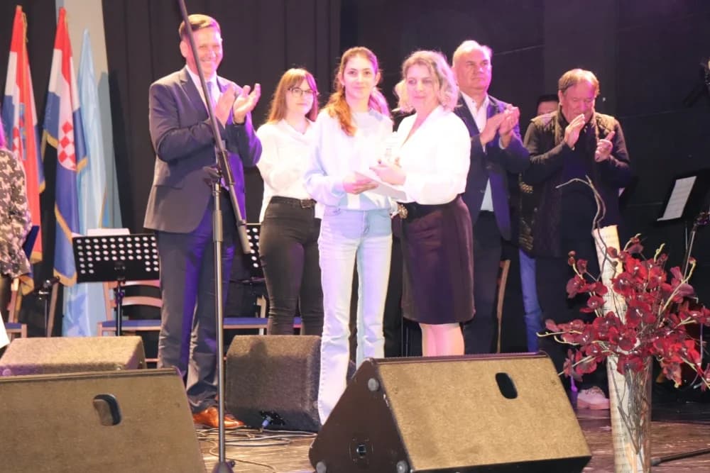 Pjesma i domoljublje: Peto izdanje Dječjeg festivala „Croatio iz duše te ljubim“