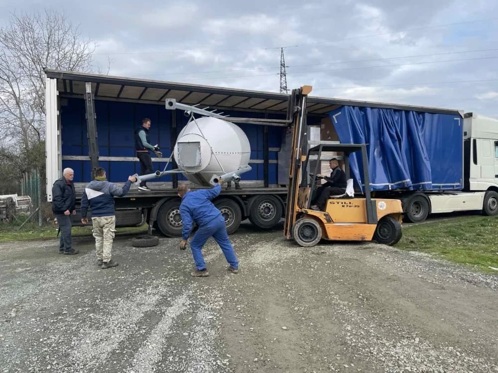 Učeničkoj zadruzi Ratarnica stigao silos za heljdu i pir