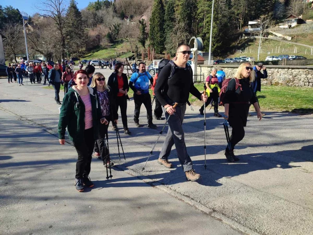 Članovi HPD ’Sokolovac’ Požega na tradicionalnoj ’Srimušijadi’