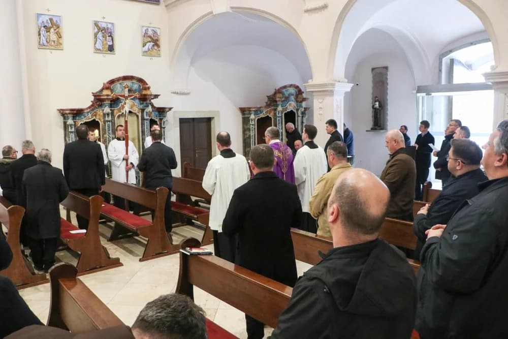 Korizmena duhovna obnova za svećenike i đakone u Požeškoj biskupiji