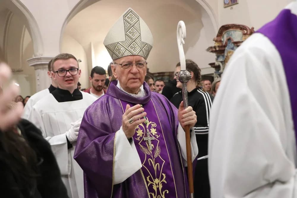 Velika fotogalerija  XXV. križog puta mladih Požeške biskupije