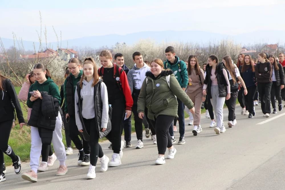 Velika fotogalerija  XXV. križog puta mladih Požeške biskupije