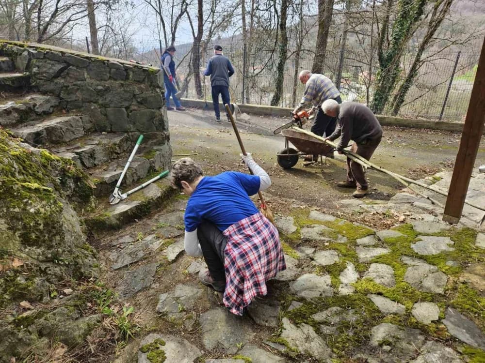 Radna akcija povodom 42. ’Papučkih jaglaca’ u Velikoj