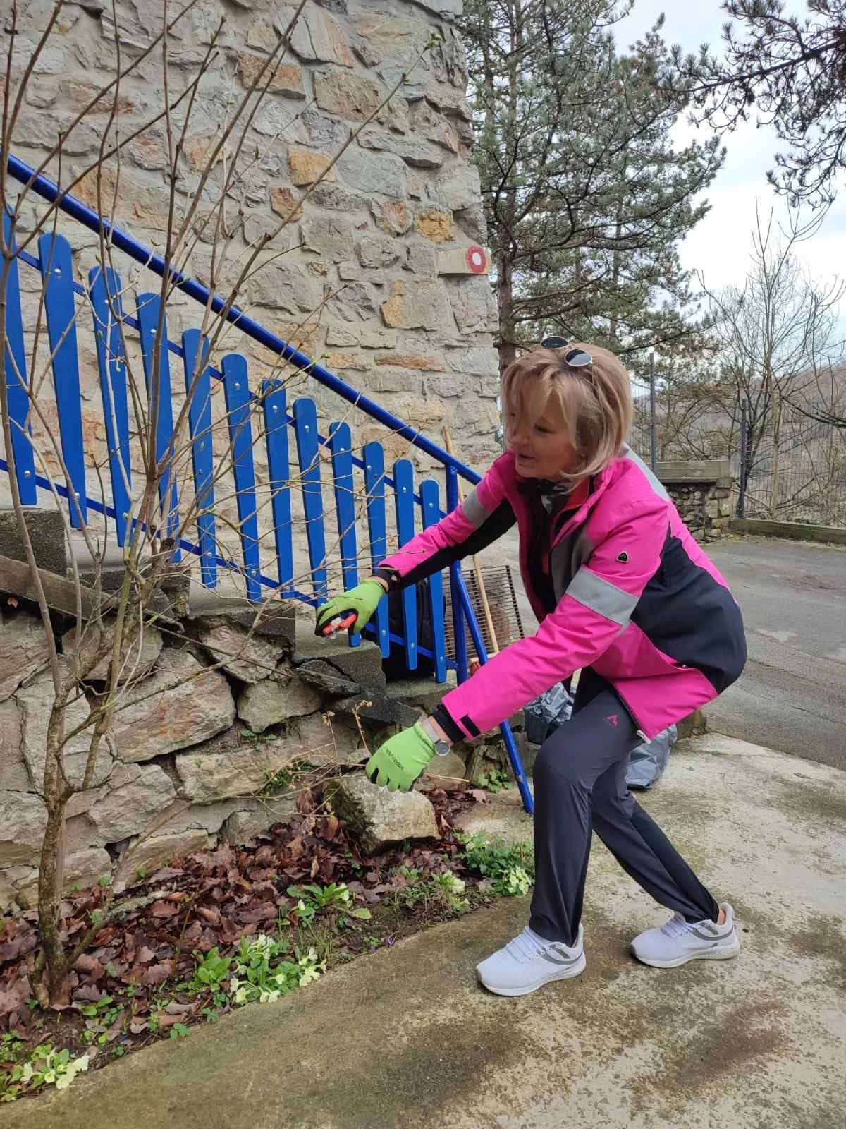 Radna akcija povodom 42. ’Papučkih jaglaca’ u Velikoj