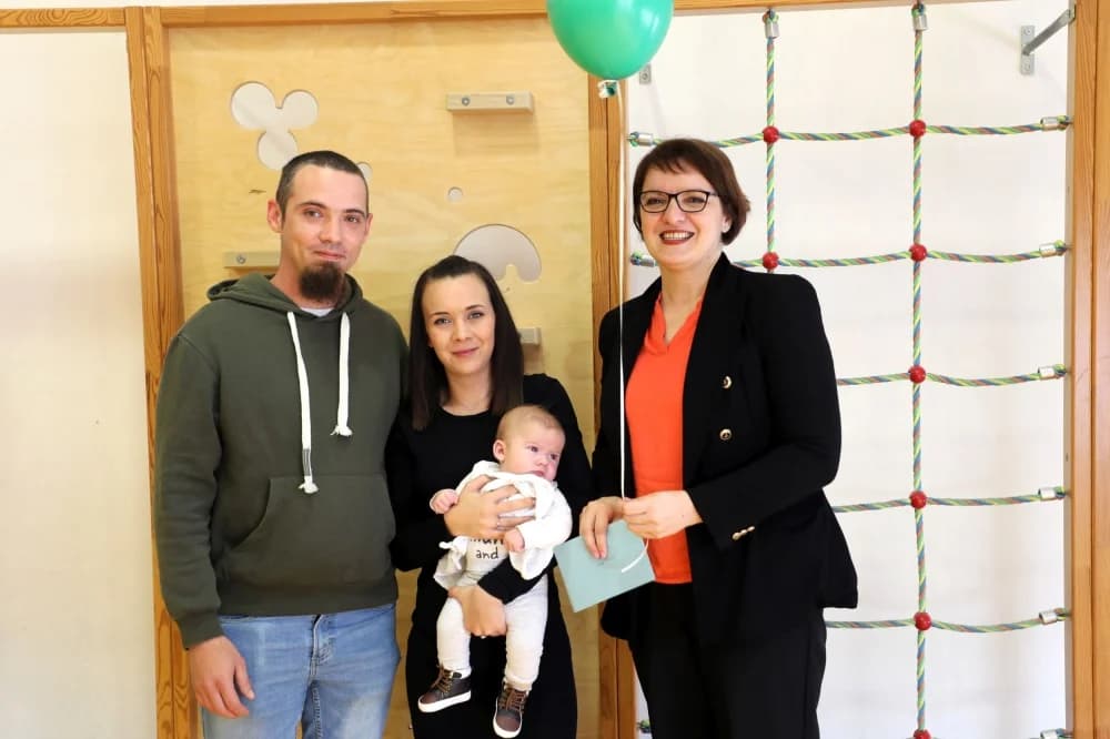Dodjeljena sredstva novorođenima u Pleternici: “Želimo participirati i pomoći roditeljima”