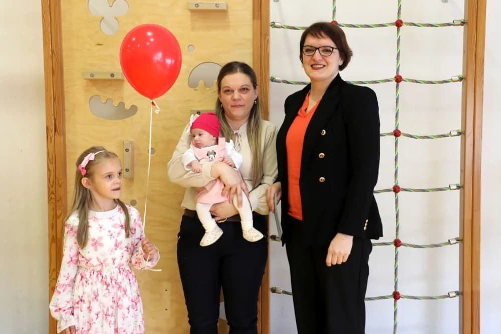 Dodjeljena sredstva novorođenima u Pleternici: “Želimo participirati i pomoći roditeljima”