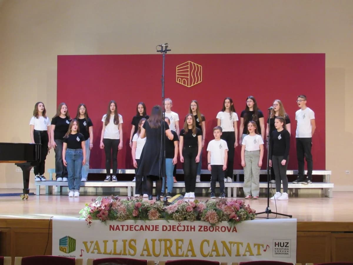 850 mladih pjevača odmjerilo vještine na Međunarodnom natjecanju Vallis aurea cantat u Požegi