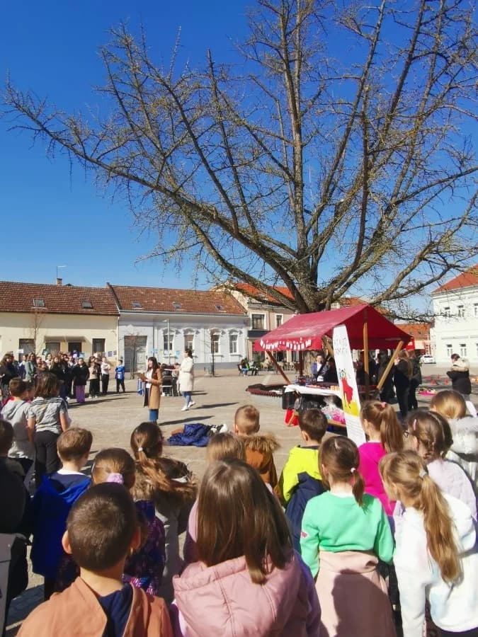FOTO: Udruga Humanum obilježila Dan očeva