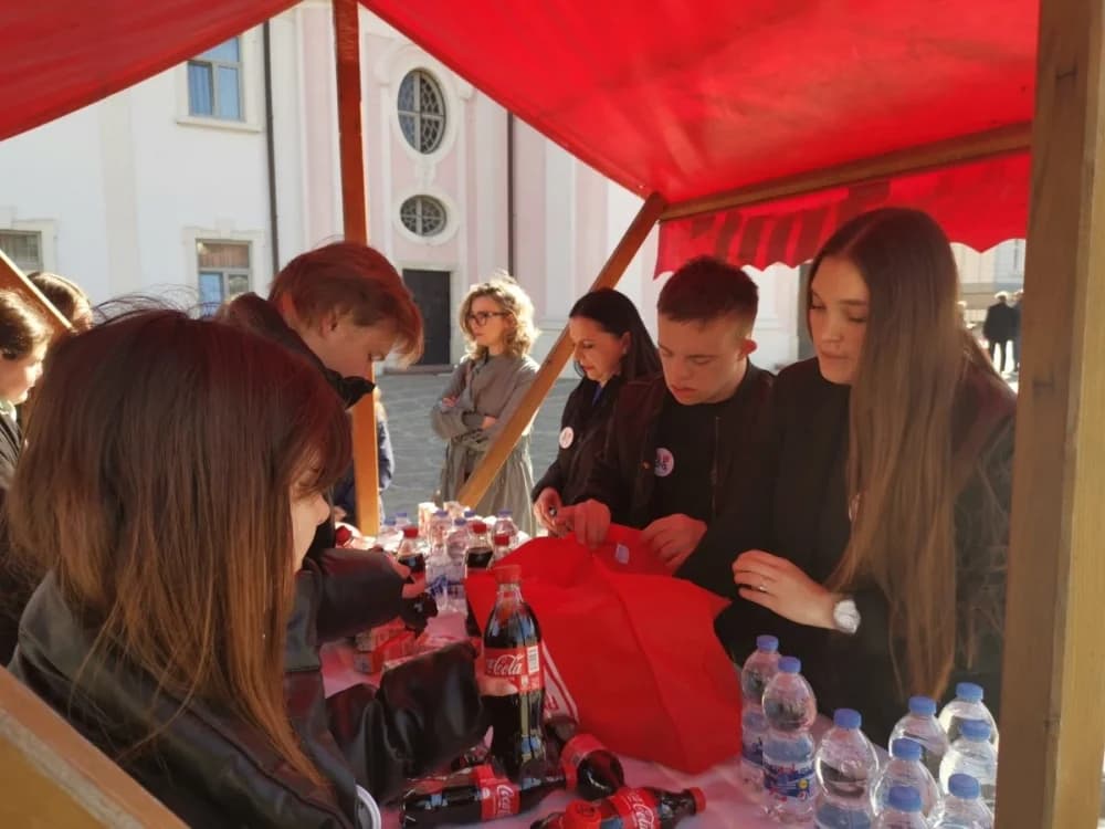FOTO: Udruga Humanum obilježila Dan očeva