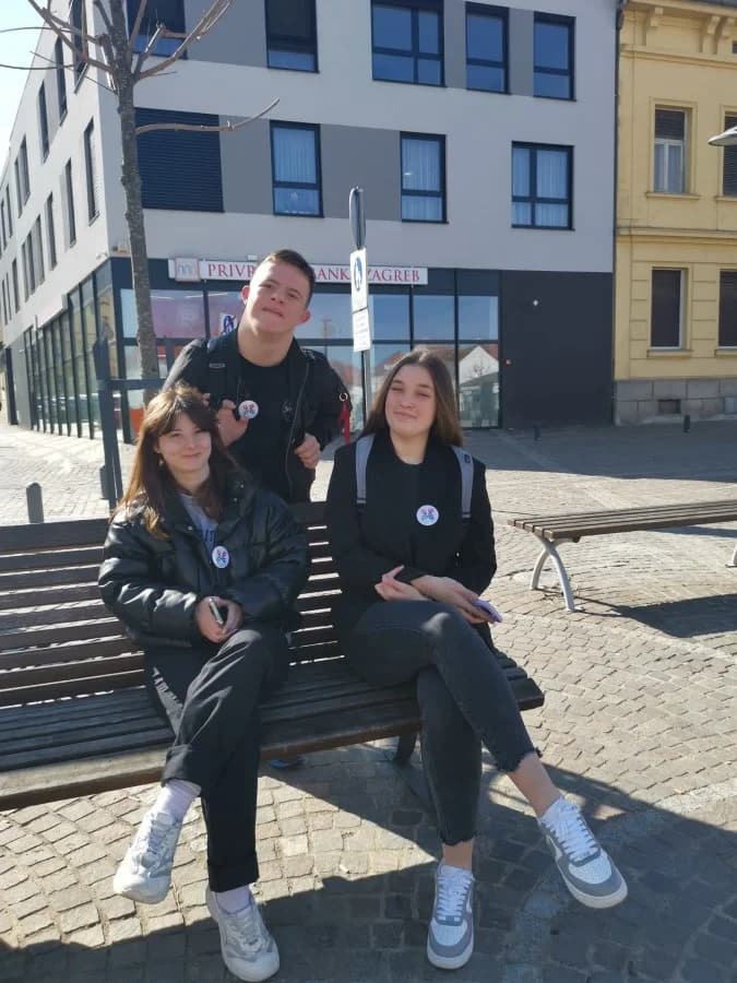 FOTO: Udruga Humanum obilježila Dan očeva