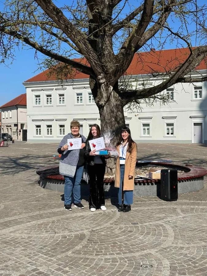 FOTO: Udruga Humanum obilježila Dan očeva
