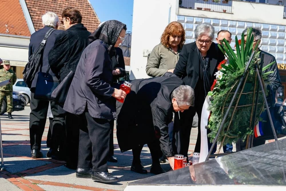 Roditelji poginulih branitelja: „Našu tugu ostavimo u kući, ali naše srce ju uvijek drži u sebi“