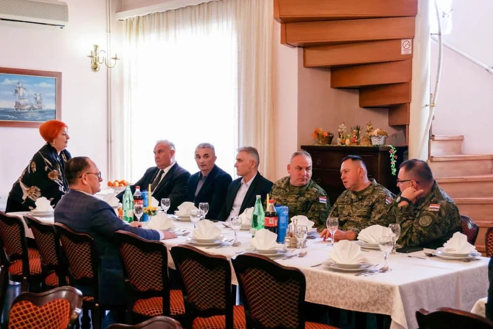 Roditelji poginulih branitelja: „Našu tugu ostavimo u kući, ali naše srce ju uvijek drži u sebi“