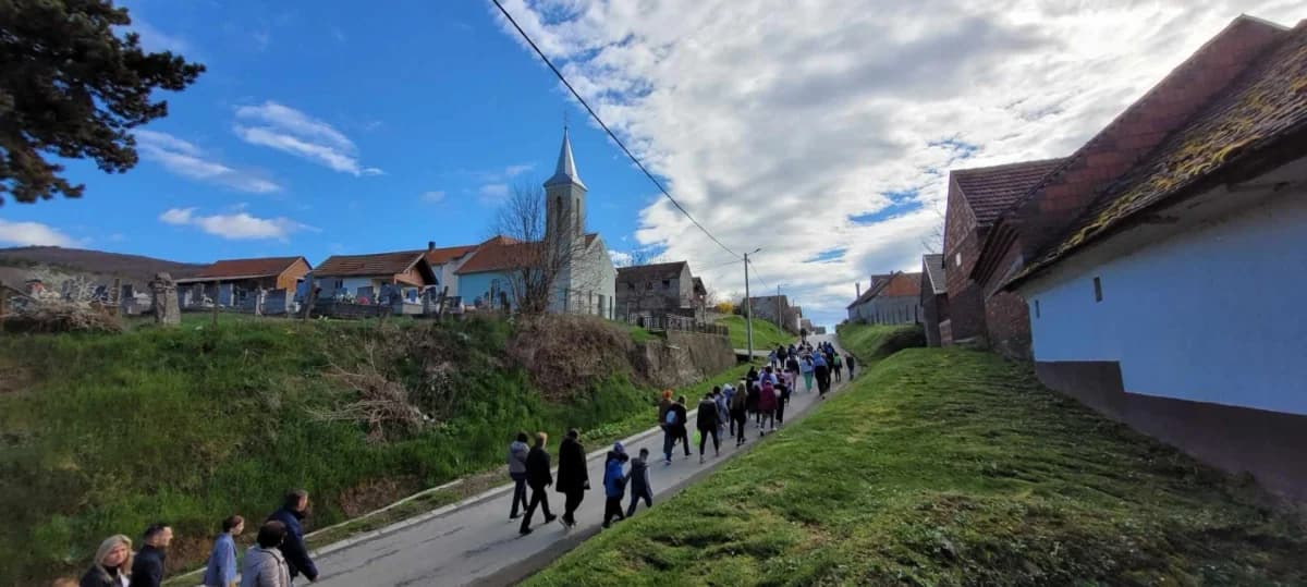 KAPTOL: Križni put ’Za križem Kristovim’