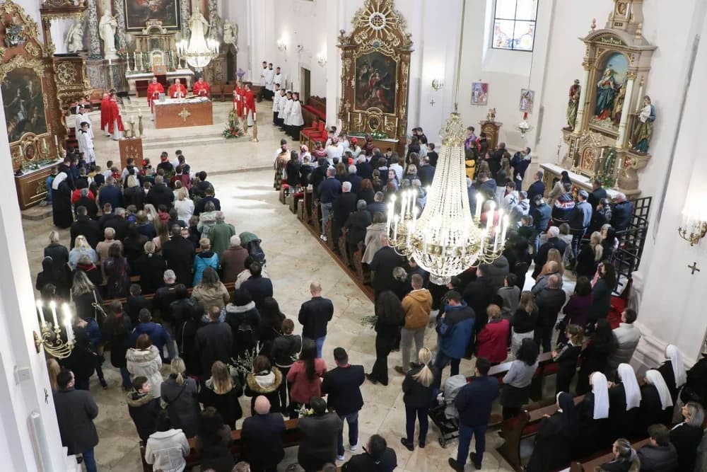 FOTO: Cvjetnica u Požegi