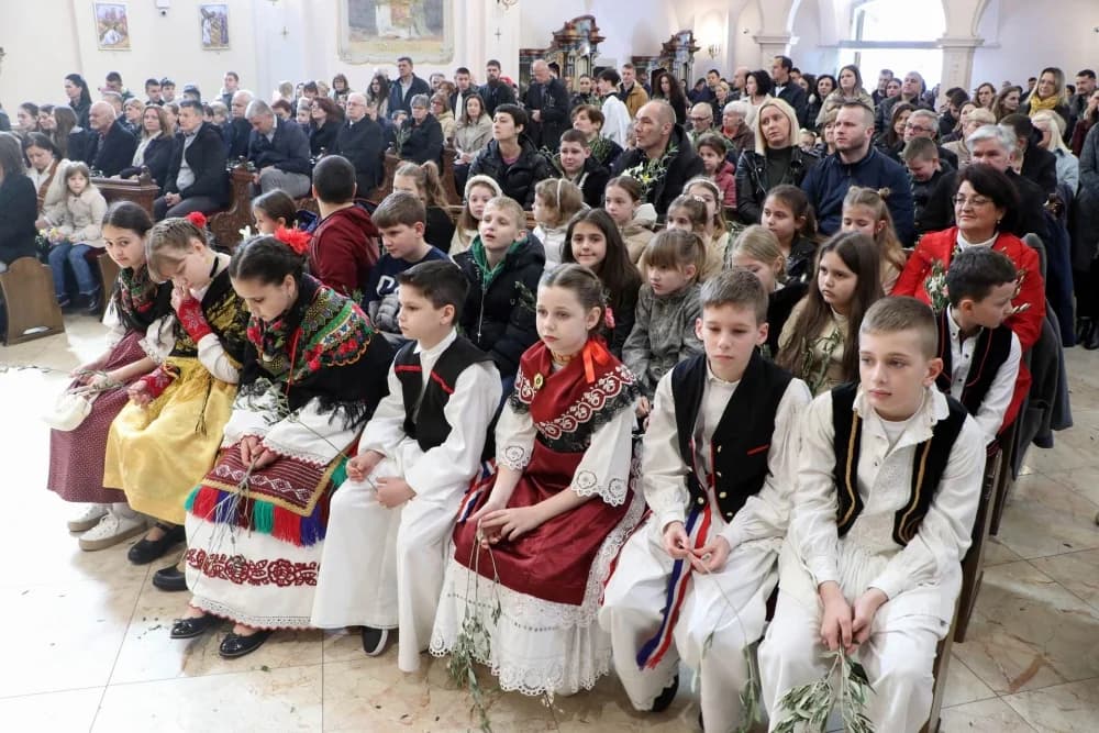 FOTO: Cvjetnica u Požegi