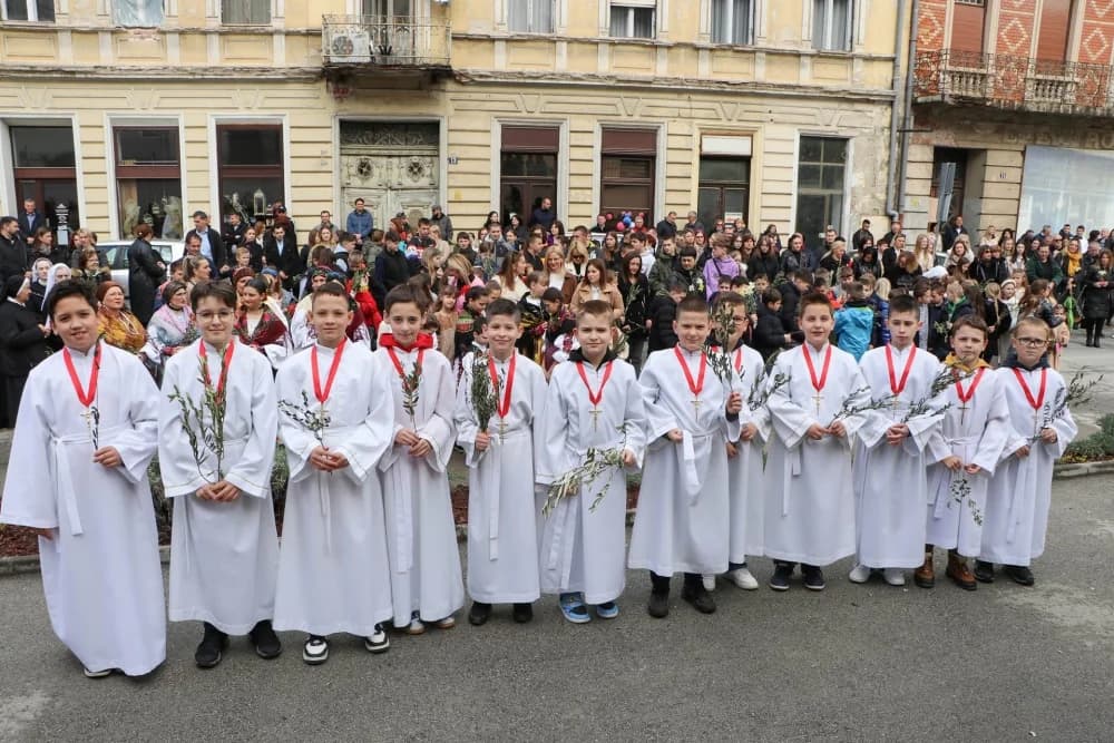 FOTO: Cvjetnica u Požegi