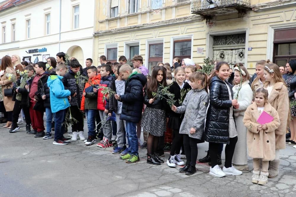 FOTO: Cvjetnica u Požegi