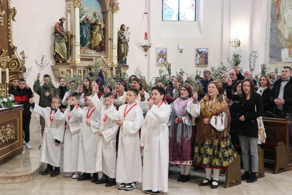 FOTO: Cvjetnica u Požegi