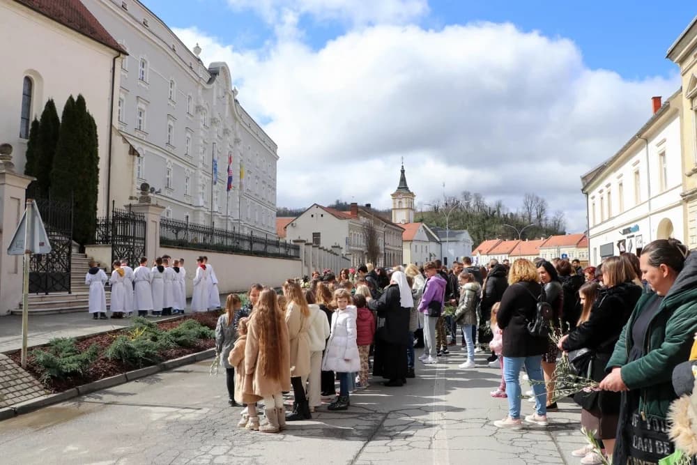 FOTO: Cvjetnica u Požegi