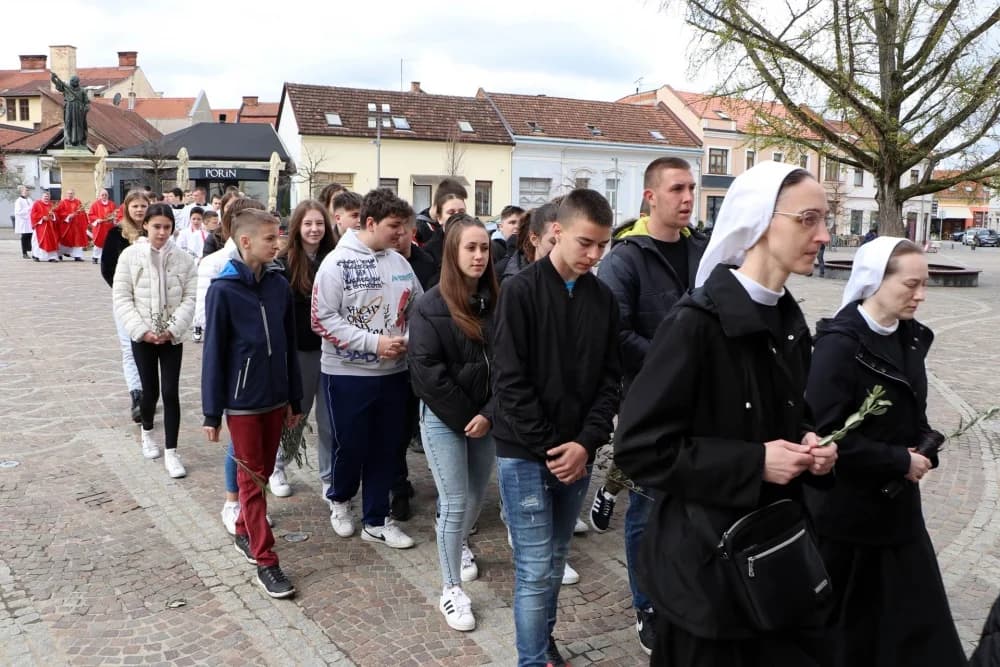 FOTO: Cvjetnica u Požegi