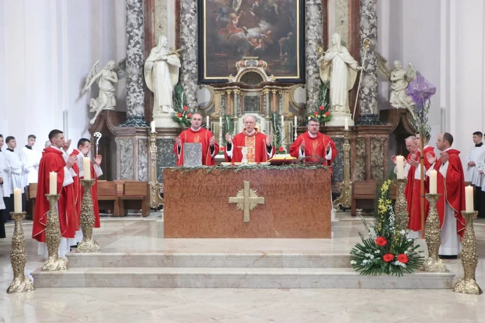 FOTO: Cvjetnica u Požegi