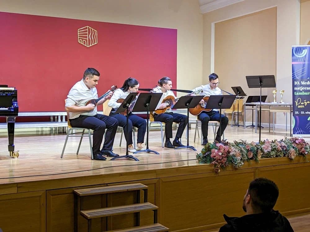 130 vrsnih tamburaša i tamburašica na desetom Međunarodnom natjecanju u Požegi