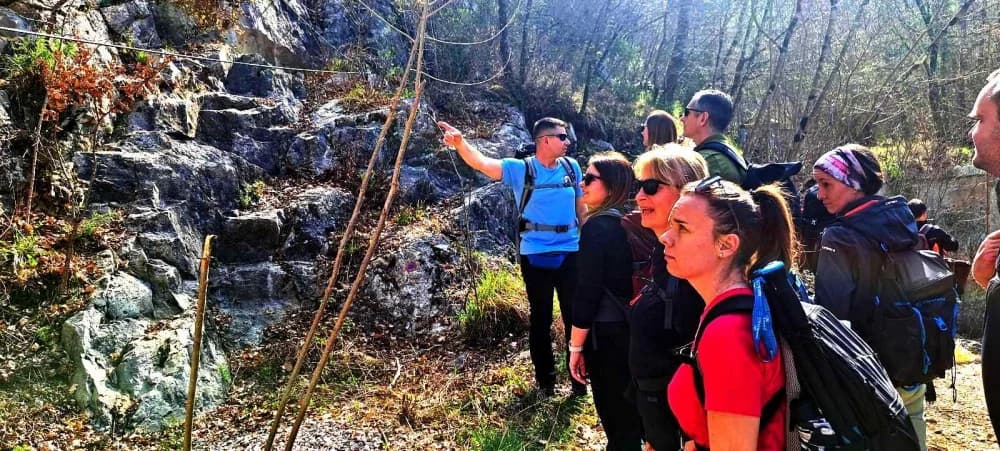 FOTO: HPD Gojzerica Požega u pohodu na Stazu sedam slapova u Istri