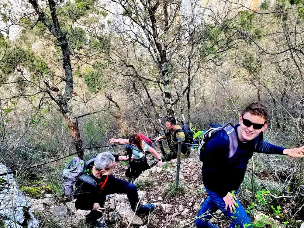 FOTO: HPD Gojzerica Požega u pohodu na Stazu sedam slapova u Istri