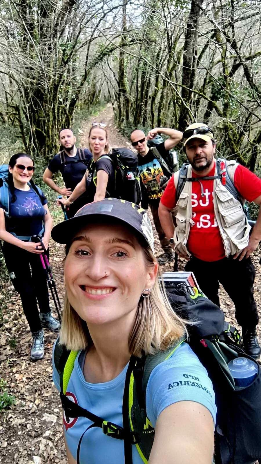 FOTO: HPD Gojzerica Požega u pohodu na Stazu sedam slapova u Istri