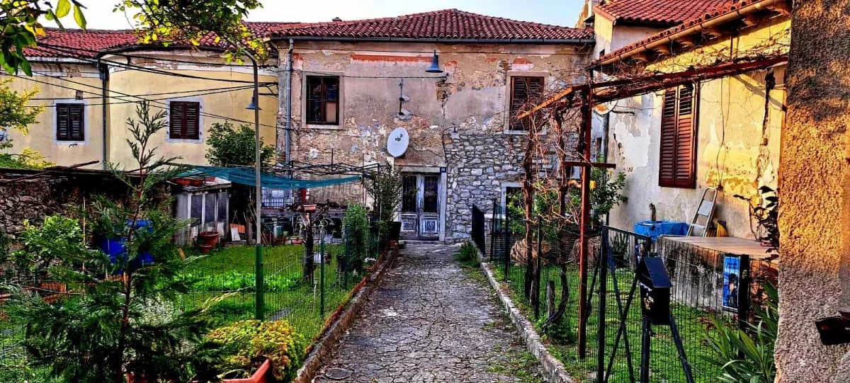 FOTO: HPD Gojzerica Požega u pohodu na Stazu sedam slapova u Istri