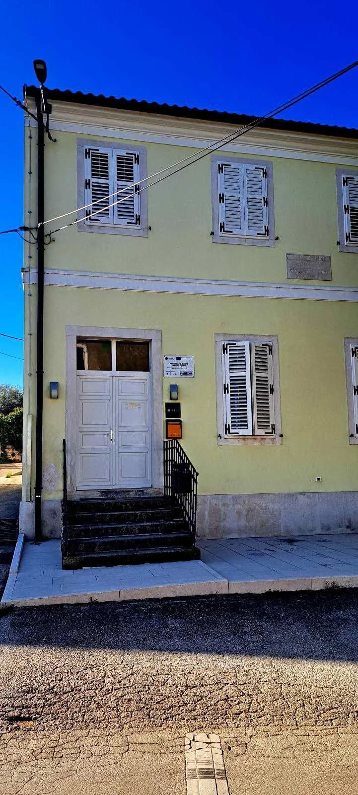 FOTO: HPD Gojzerica Požega u pohodu na Stazu sedam slapova u Istri