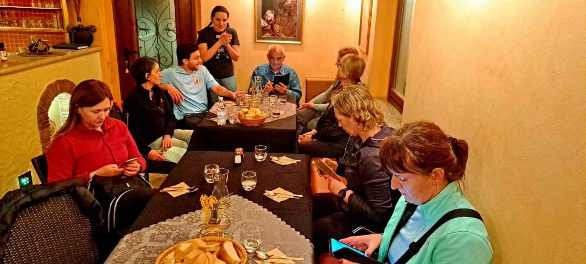 FOTO: HPD Gojzerica Požega u pohodu na Stazu sedam slapova u Istri