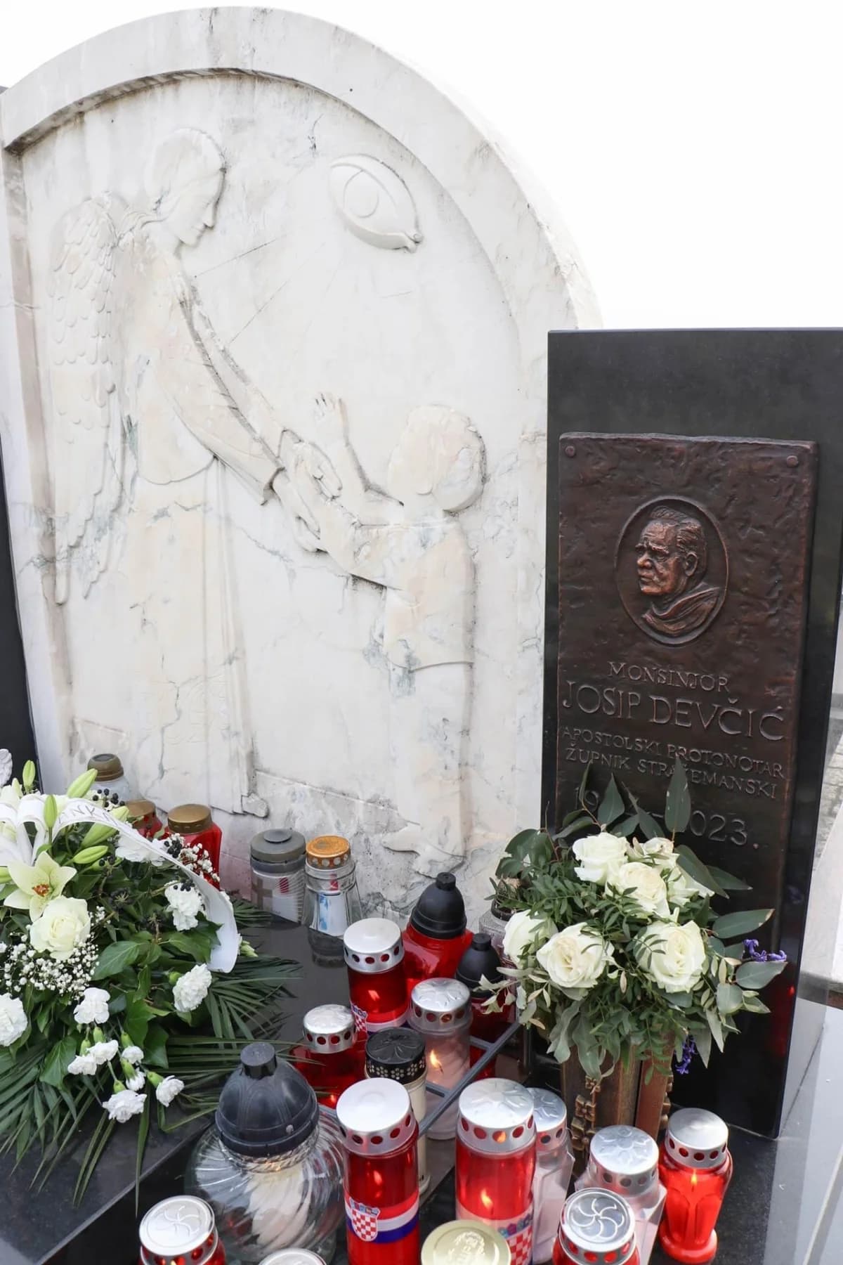 Prije godinu dana na današnji dan preminuo je apostolski protonotar Josip Devčić, dugogodišnji župnik u Stražemanu